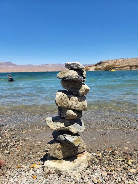 Astin Cove Picture 9