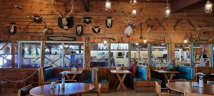 Grand Canyon Caverns Campground Picture 10