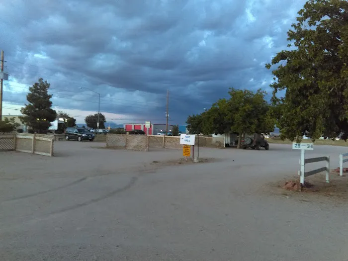 Circle S Campgrounds Picture 7