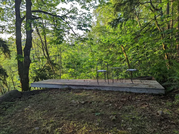 Dean's Campground Picture 1