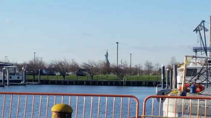 Liberty Harbor RV Park Picture 7