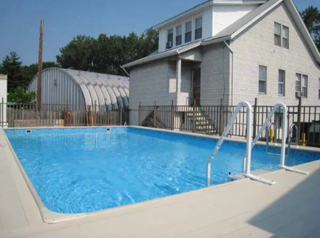 Metropolitan Associates LTD Picture 9