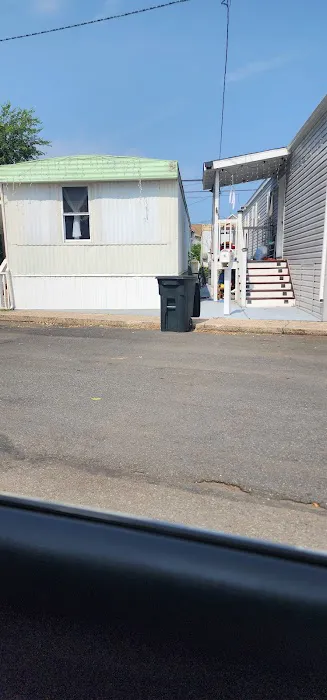 Costa Mobile Home Park Picture 2