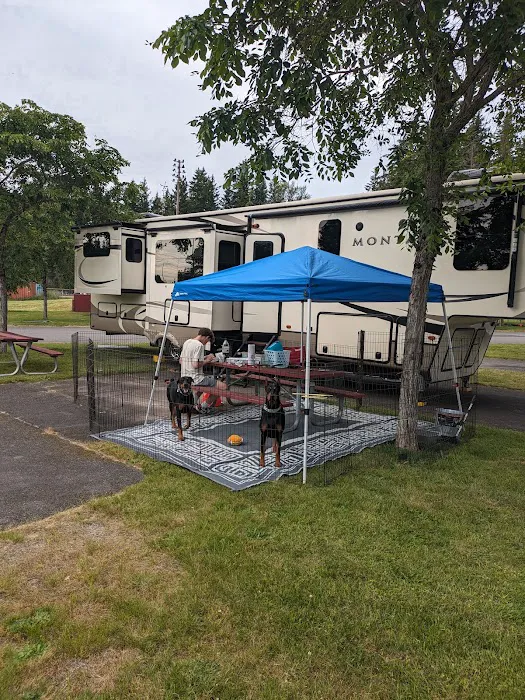 Expo Center RV Park Picture 1