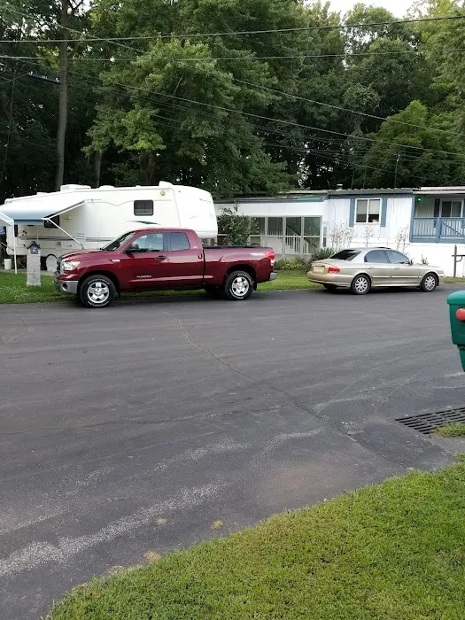 Finn's Mobile Home Park & Sales Picture 10