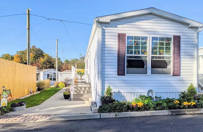 Edison Mobile Estates Picture 8