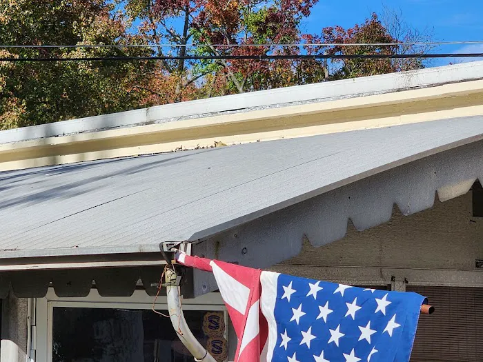 Monmouth Mobile Home Park Picture 3