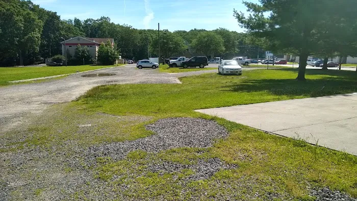 Navy Earle MWR RV Park Picture 2