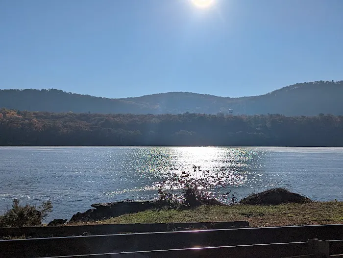 Highland Falls RV Park & Marina Picture 5