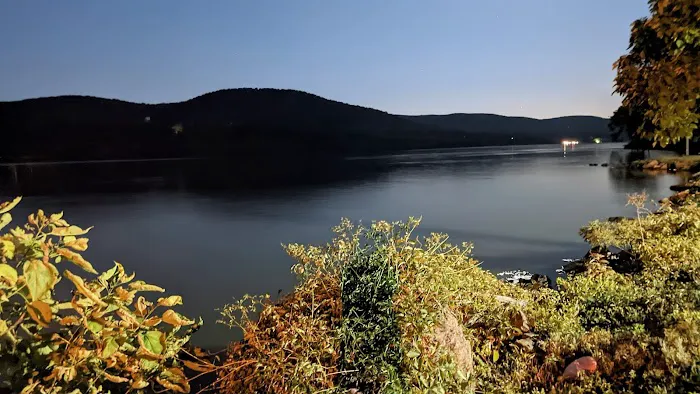 Highland Falls RV Park & Marina Picture 1