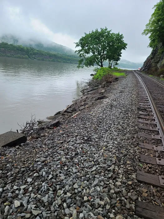 Highland Falls RV Park & Marina Picture 10