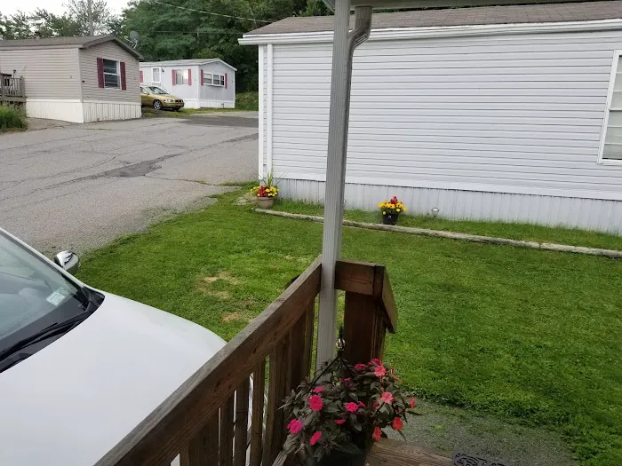 Walter's Mobile Home Village Picture 3