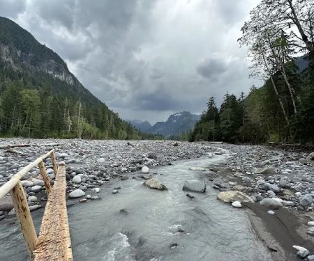 Carbon Glacier Trail