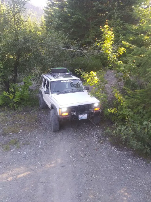 Evans Creek Campground Picture 10