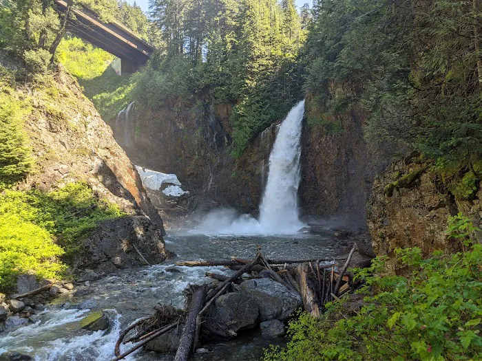 Denny Creek Campground Picture 9