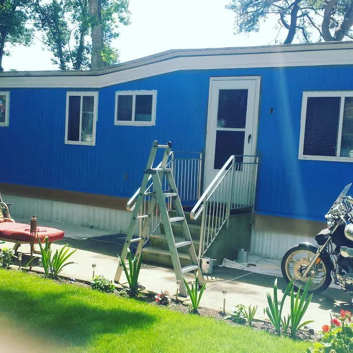 Roberts Mobile Home Park Picture 9