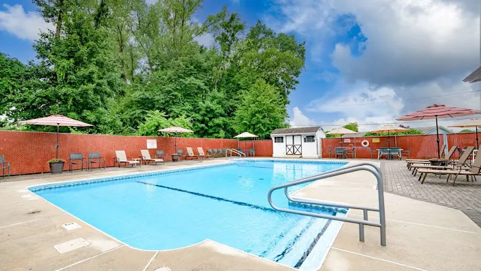 Lakeview CT Picture 2