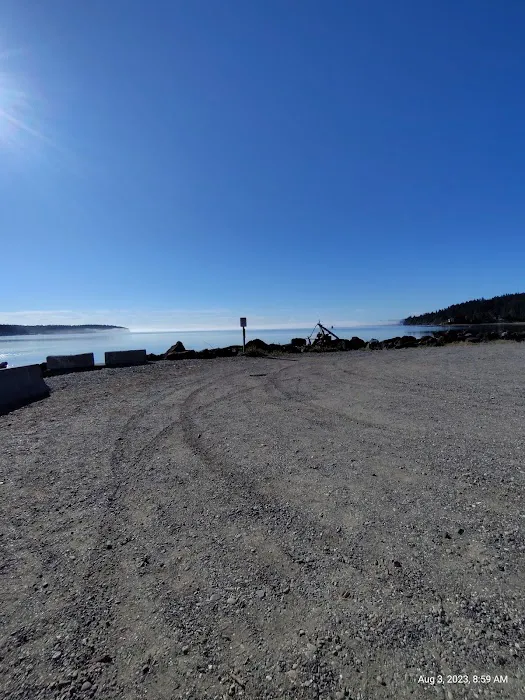 Lower Oak Bay Campground Picture 3