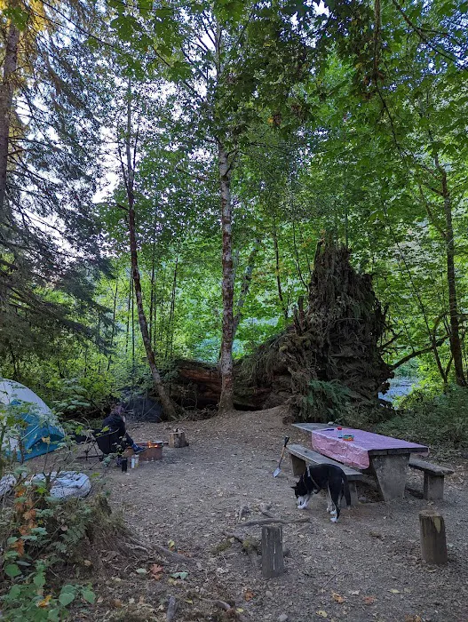 Lena Creek Campground Picture 5