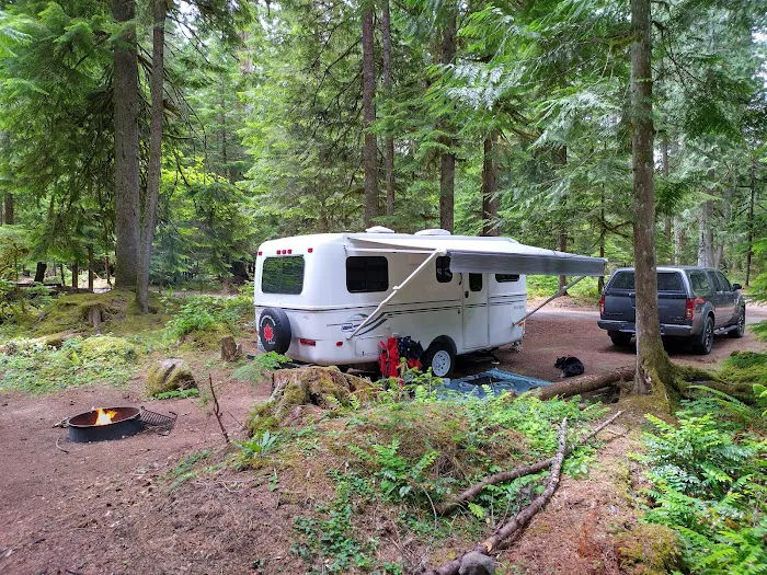 The Dalles Campground Picture 1