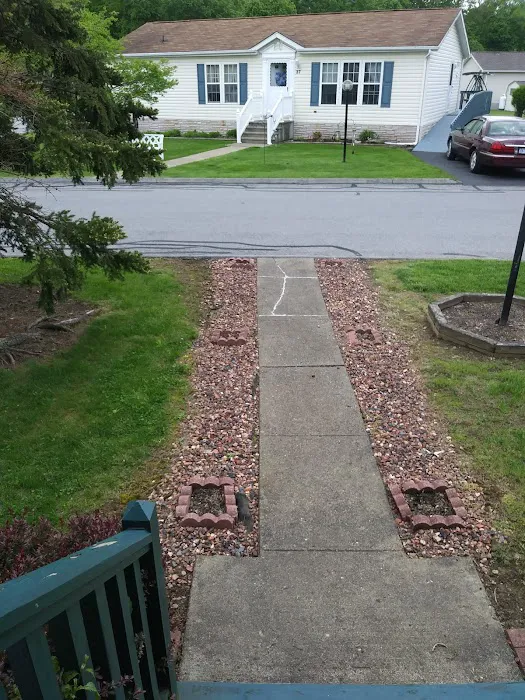 Kensington Village Picture 3