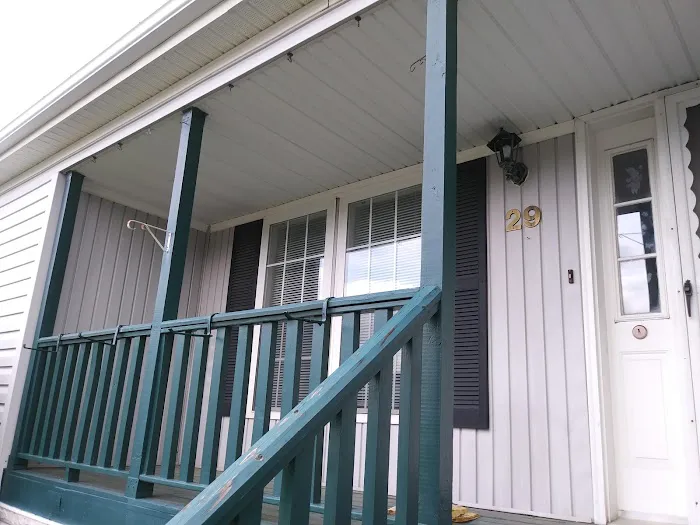 Kensington Village Picture 2