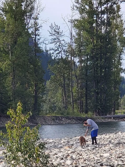 Cle Elum River Group Site Picture 9
