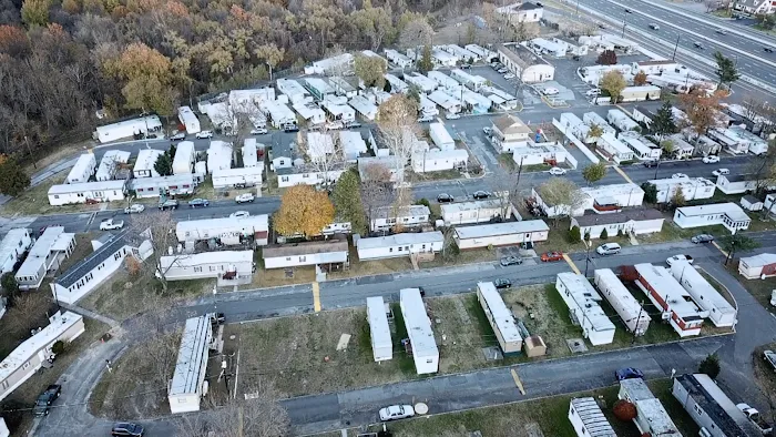 Willow Woods Mobile Home Park Office Picture 8