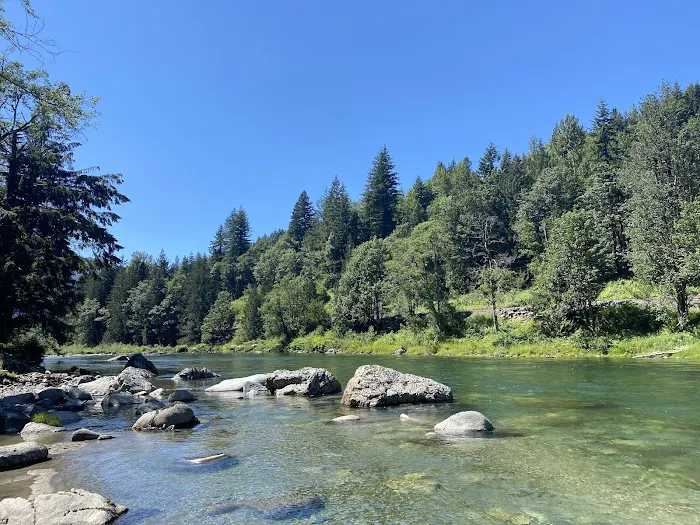 Logger’s Landing Picture 6