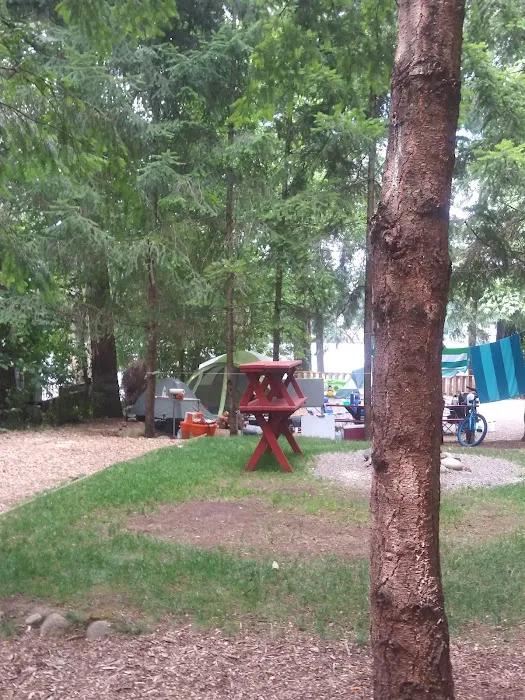 Offut Lake Resort Picture 4