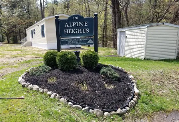 Alpine Heights Picture 1
