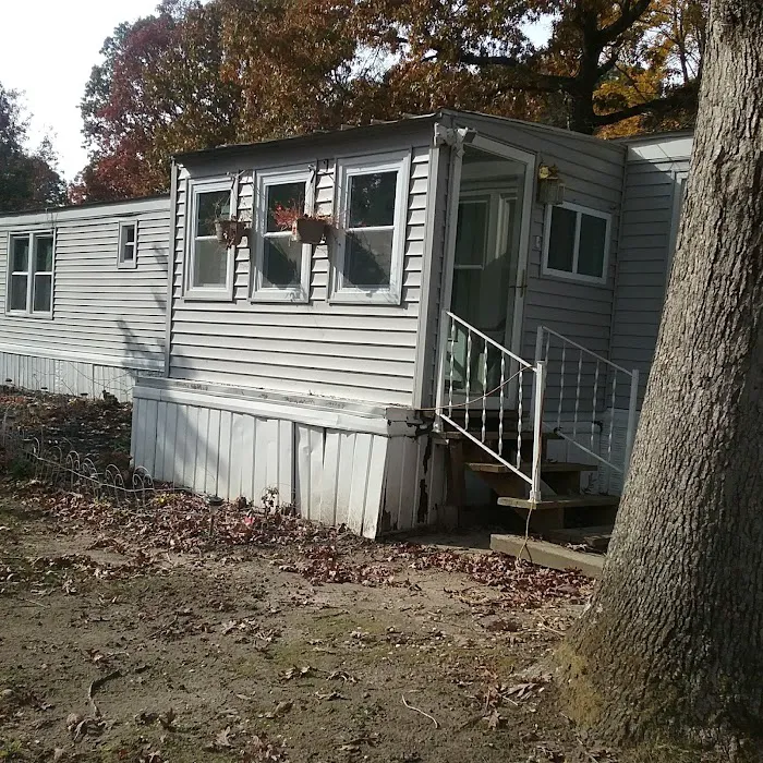 Harding Woods Picture 10