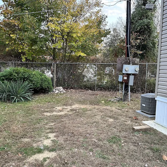 Little Flower Estates Picture 3