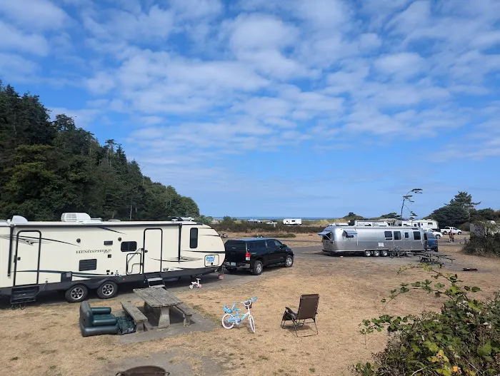Fort Worden State Park Beach Campground Picture 4