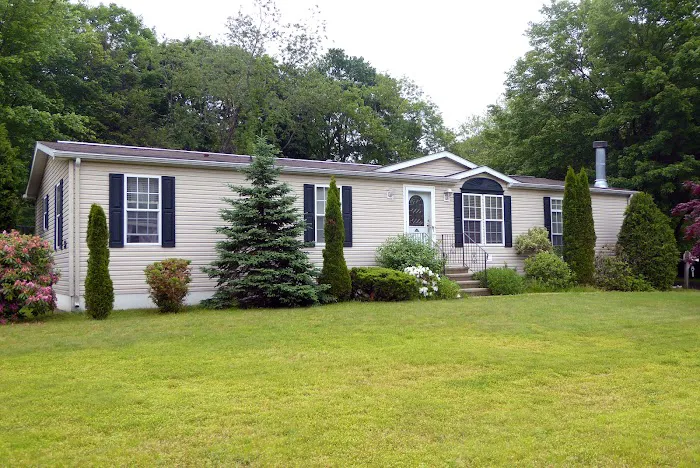 Evergreen Springs Manufactured Home Community Picture 1