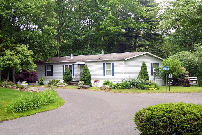 Evergreen Springs Manufactured Home Community Picture 6