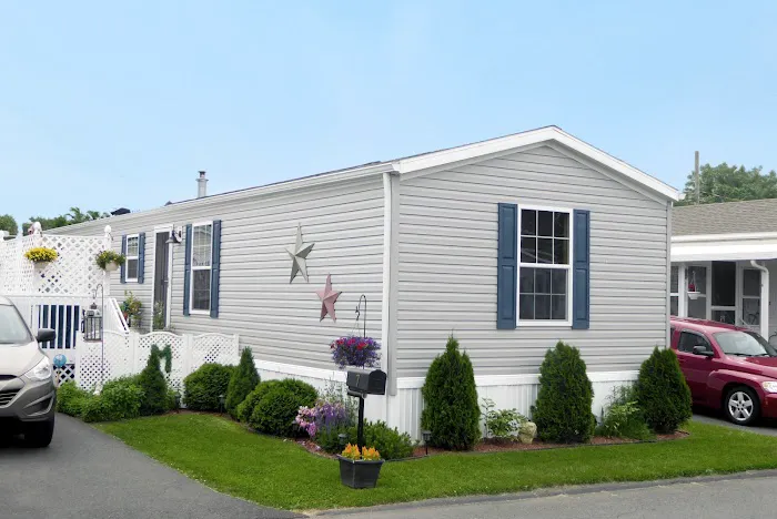 Rivermead Point North / South Manufactured Home Community Picture 4