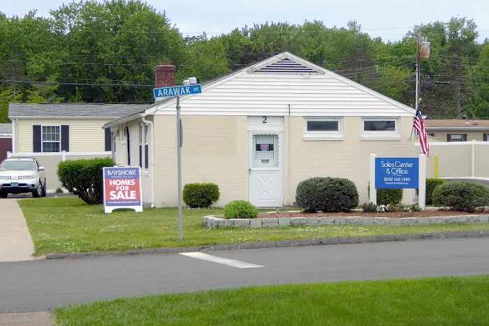 Rivermead Point North / South Manufactured Home Community Picture 3