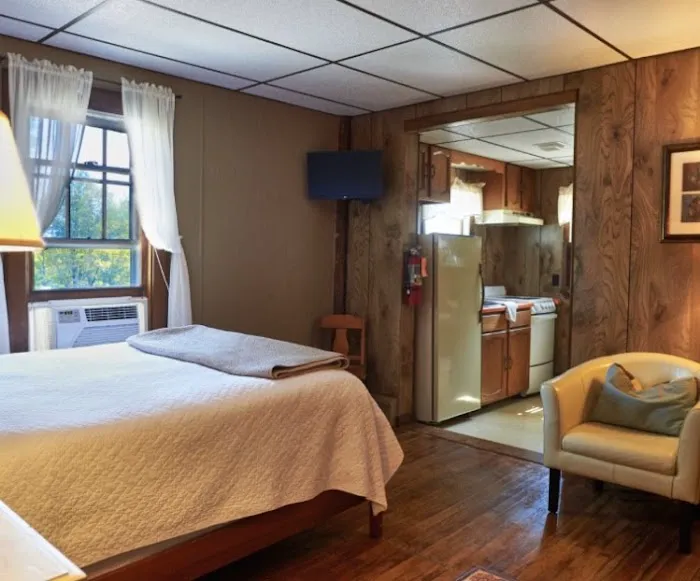 Interlake RV Park Picture 4