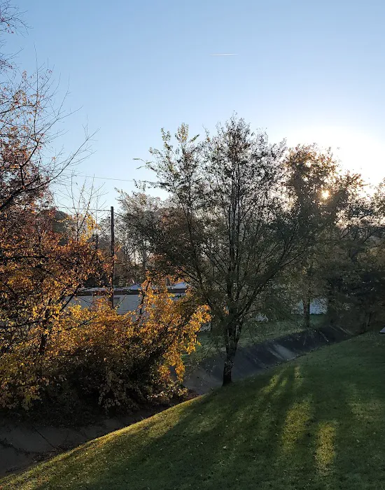 Glasgow Court Enterprises LLC Picture 3