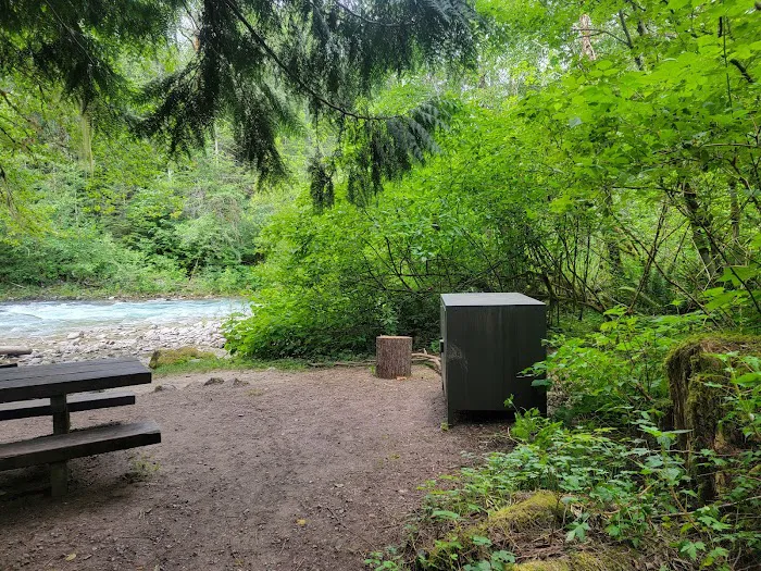 Glasgow Court Enterprises LLC Picture 20