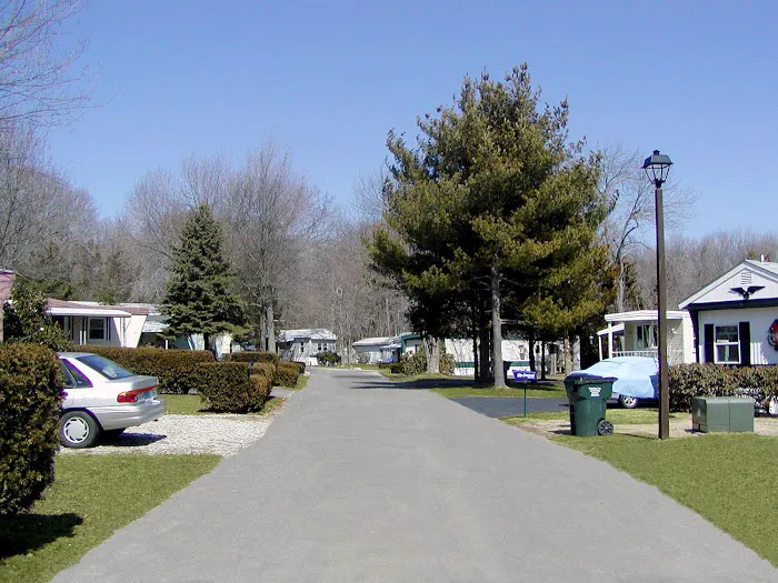 Green Acres Manufactured Home Community Picture 2