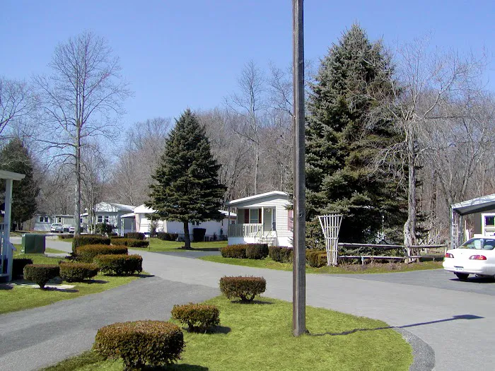 Green Acres Manufactured Home Community Picture 3