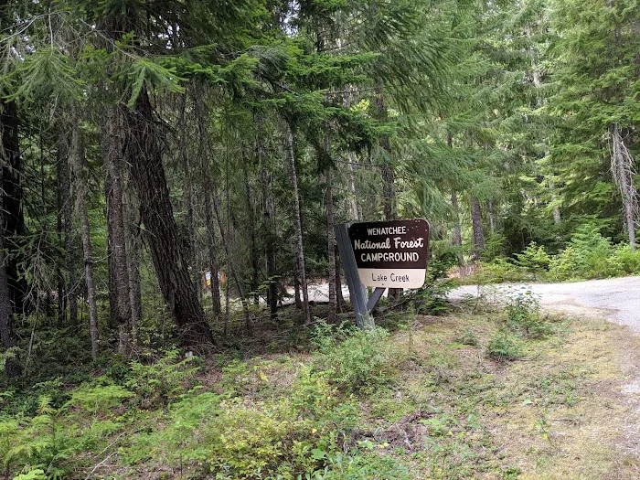 Lake Creek Campground - Little Wenatchee River Picture 8