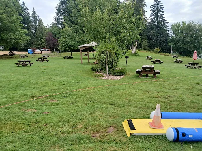 Columbus Park Picture 3