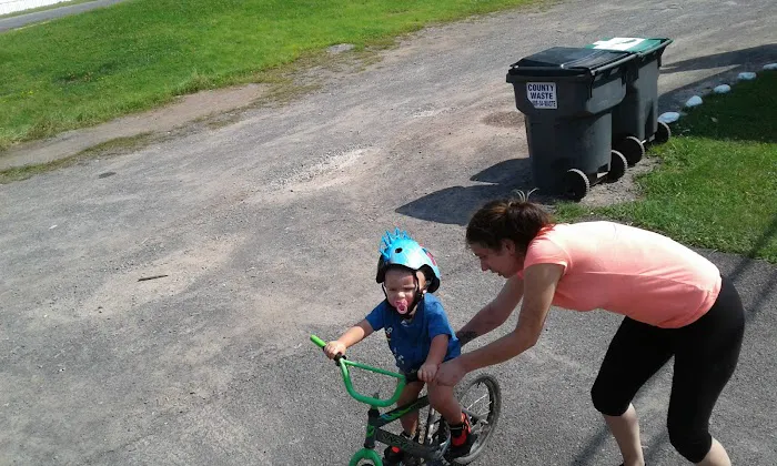 Brookside Mobile Home Park Picture 6