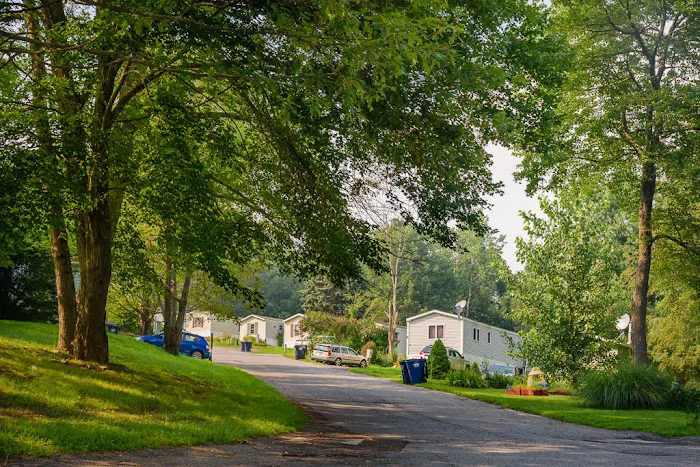 Benwood Knolls Picture 6