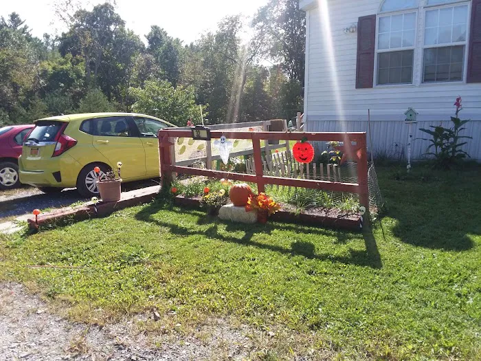 Columbiaville Mobile Home Park Picture 2