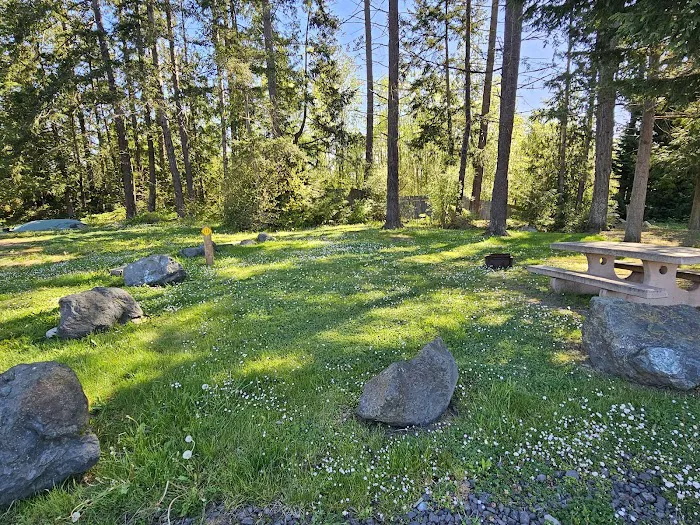 Salish Trails RV & Campground Park Picture 4
