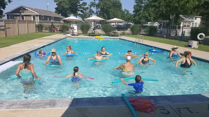 River Beach RV Resort Picture 4